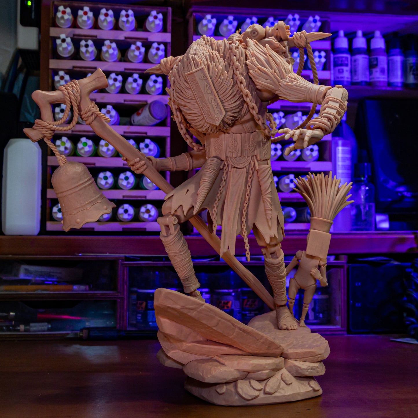 Monoco | 11-Inch Resin Model Kit | Clair Obscur: Expedition 33 Gestral